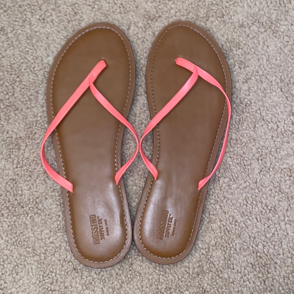 flip flops / sandles